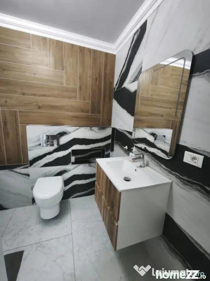 Casă cu 4 camere cu Teren 200 Mp în Central