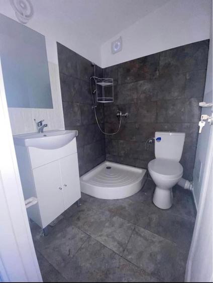 Apartament cu 2 camere decomandat în Murfatlar