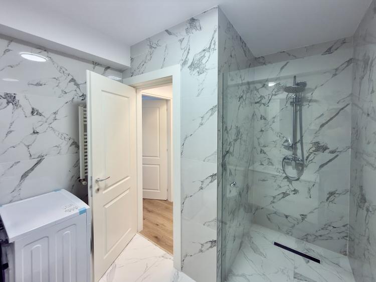 Apartament cu 2 camere decomandat în Tomis Plus