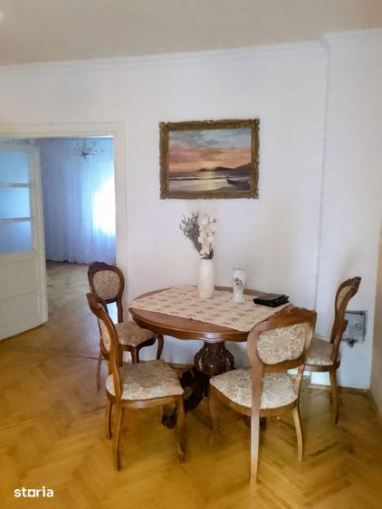Casă cu 5 camere cu Teren 270 Mp în Freidorf
