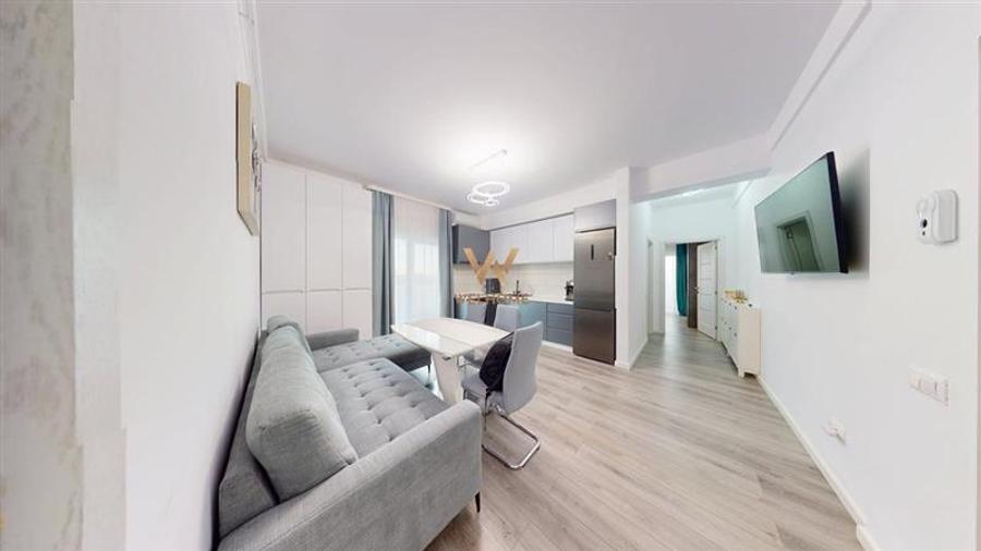 Apartament cu 3 camere decomandat în Exterior Sud