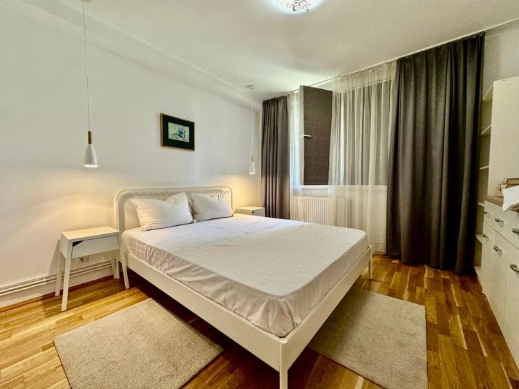 Apartament cu 2 camere semidecomandat, mobilat în Cornișa