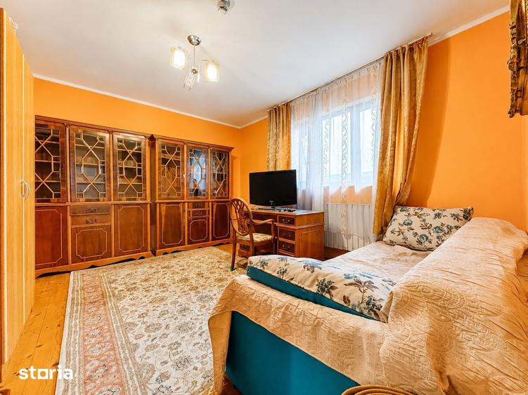Apartament cu 4 camere în Mehala