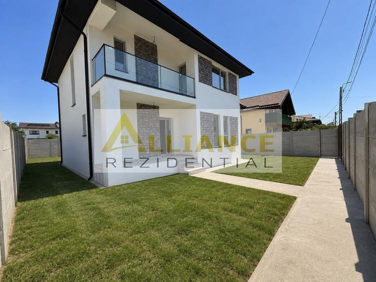 Casă individuală cu 5 camere cu Canalizare în Berceni