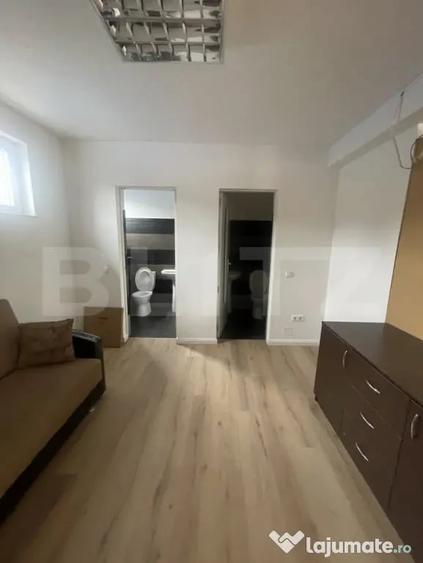 Spațiu comercial, de 300 mp, în Central