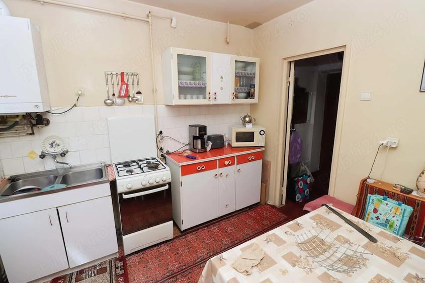 Apartament cu 2 camere semidecomandat în Astra