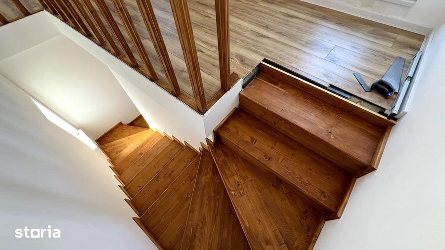 Casă cu 5 camere cu Teren 300 Mp în Prelungirea Ghencea