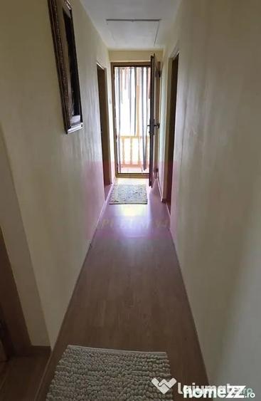 Casă cu 3 camere cu Teren 340 Mp în Poiana