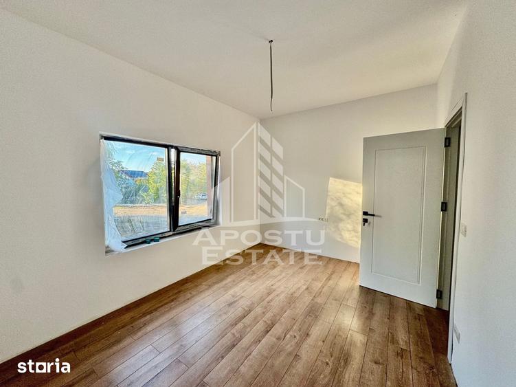 Casă cu 4 camere cu Teren 260 Mp în Baba-Dochia