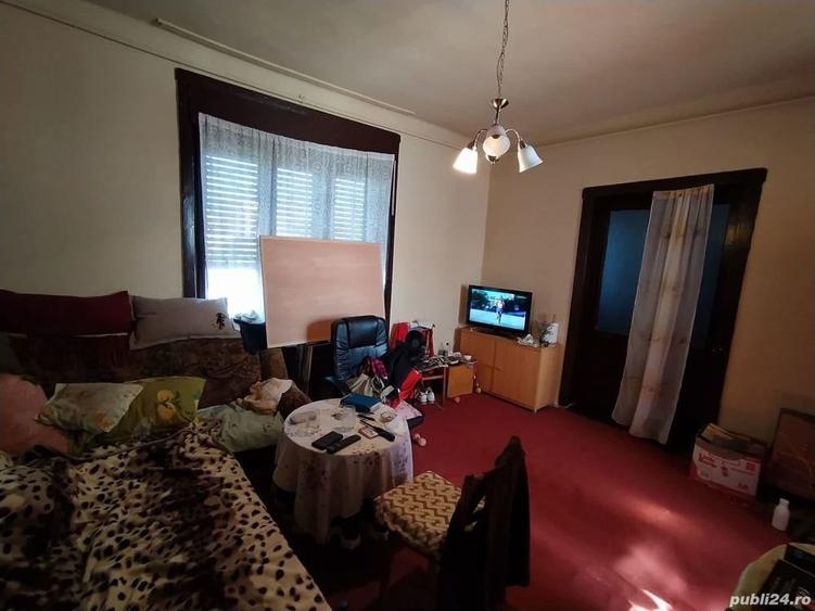 Casă cu 3 camere cu Teren 655 Mp în Central