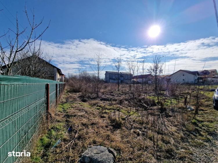 Teren de 1260 mp, în Republicii