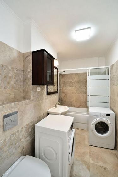 Apartament cu 2 camere semidecomandat, mobilat în Copou