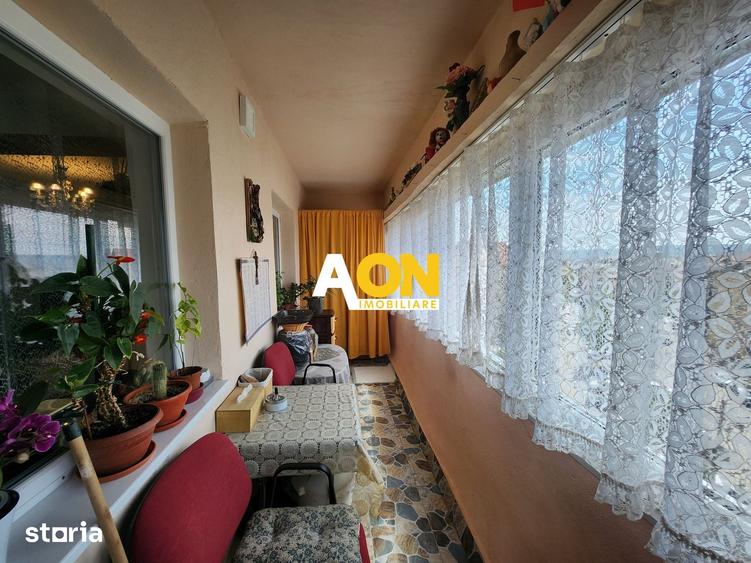 Apartament cu 5 camere în Cetate