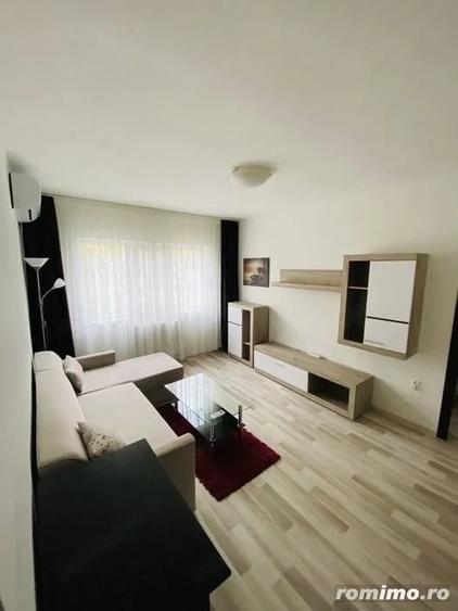 Apartament cu 2 camere decomandat în Obor