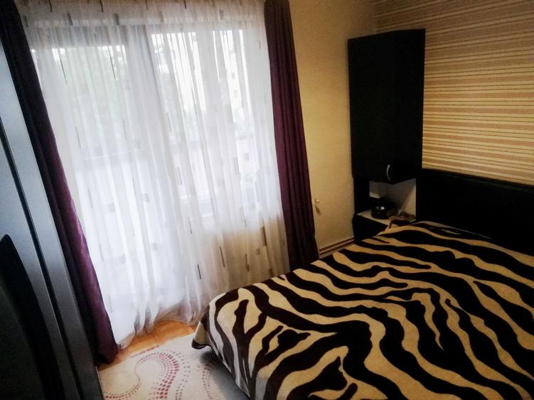 Apartament cu 3 camere decomandat în Diamant