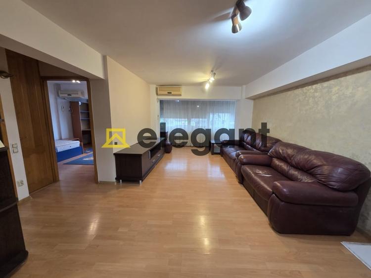 Apartament cu 4 camere decomandat, mobilat în Sărari
