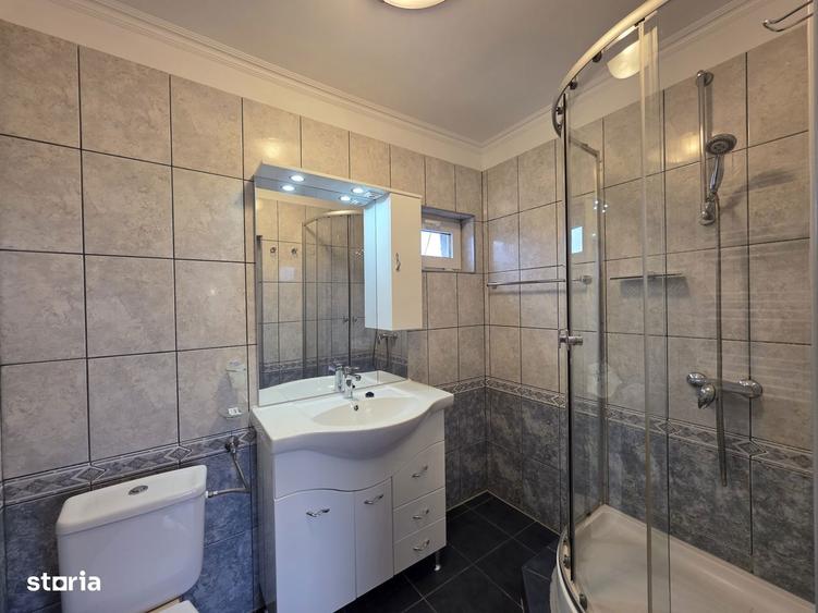 Apartament cu 3 camere, mobilat în Parcul Carol