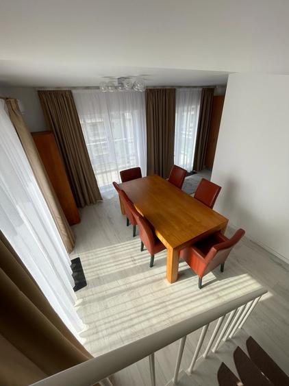 Apartament cu 3 camere decomandat în Lacul Tei