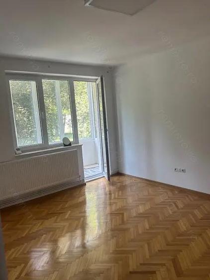 Apartament cu 2 camere semidecomandat în Mărășești