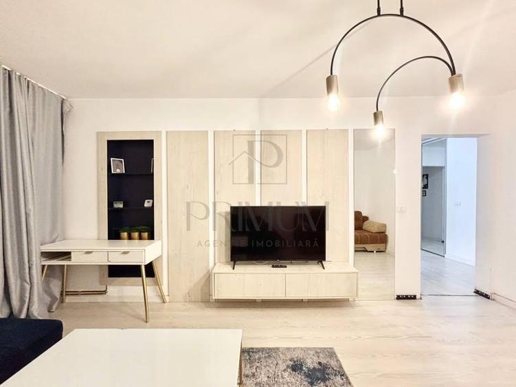 Apartament cu 3 camere decomandat, mobilat în Circumvalațiunii