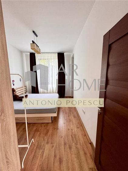 Apartament cu 3 camere decomandat, mobilat în Cantacuzino