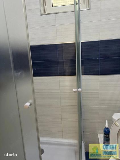 Apartament cu 4 camere decomandat în Primo