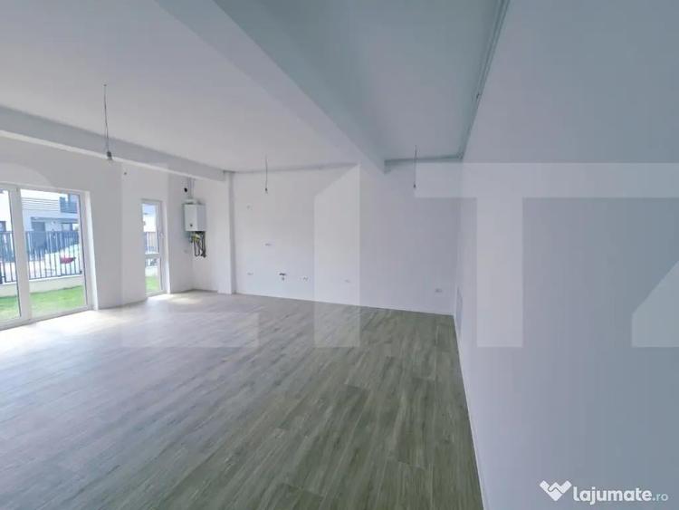 Apartament cu 3 camere semidecomandat în Torontalului