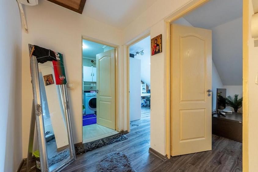 Apartament cu 3 camere în Berceni