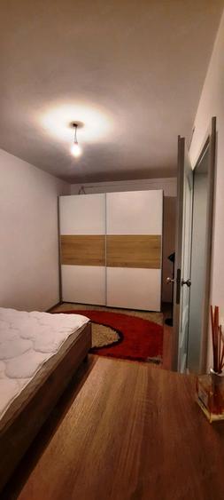 Apartament cu 3 camere semidecomandat în Ultracentral