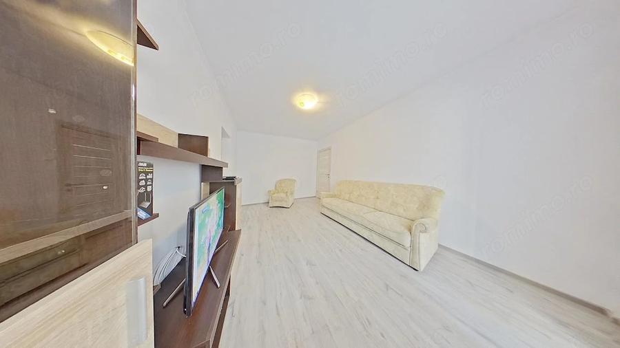 Apartament cu 2 camere semidecomandat în Aurel Vlaicu