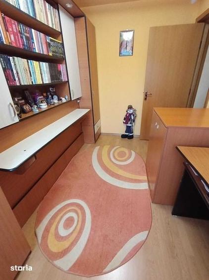 Vand apartament 3 camere,decomandat,confort 2,etaj 3 - 5