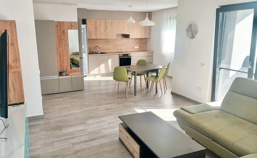 Apartament cu 2 camere decomandat în Dumbrăvița