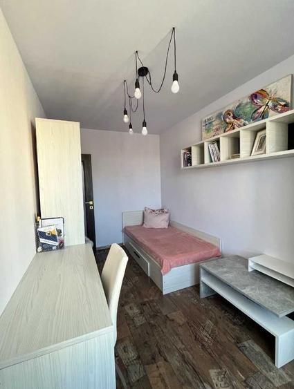 Apartament cu 3 camere în Podgoria