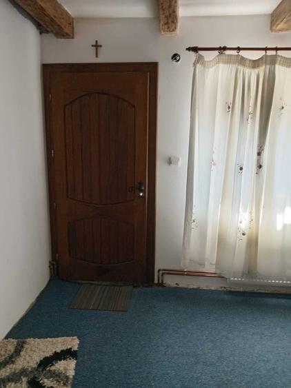 Casă cu 3 camere în Central