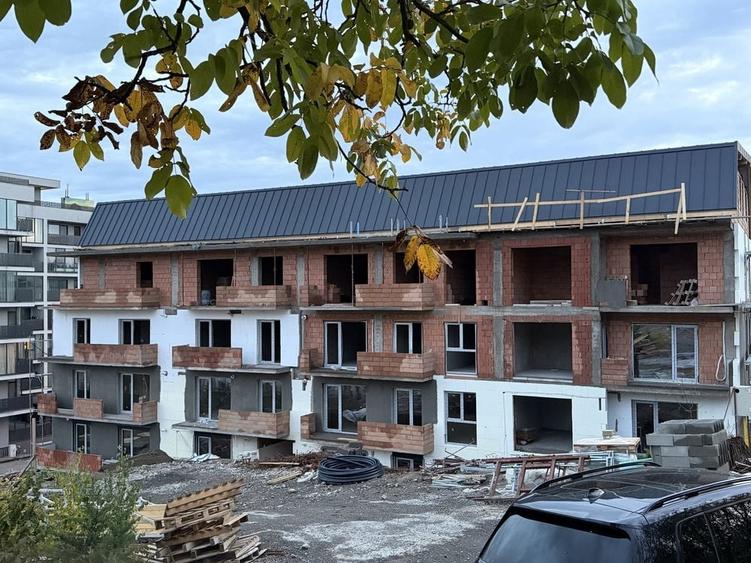 Apartament cu 3 camere în Tudor