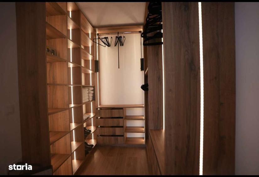 Casă cu 4 camere cu Teren 370 Mp în Rediu