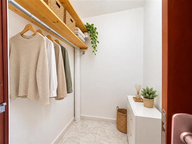 Apartament cu 2 camere decomandat în 7 Noiembrie
