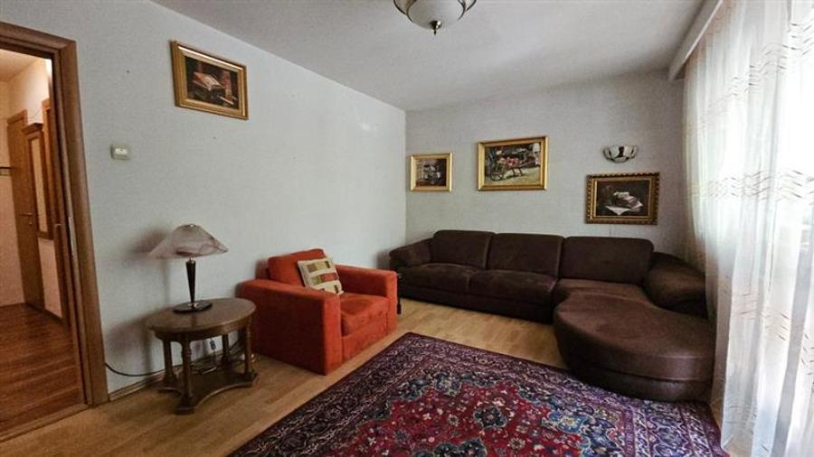 Apartament cu 3 camere decomandat, mobilat în Brâncoveanu