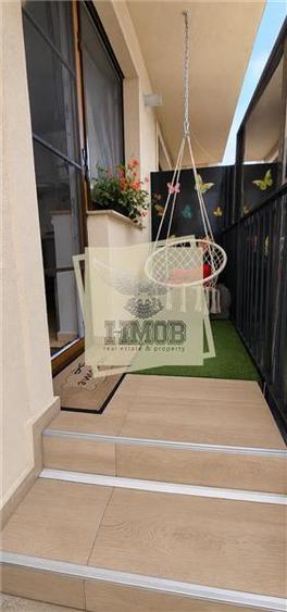 Apartament cu 3 camere decomandat, mobilat în Exterior Vest