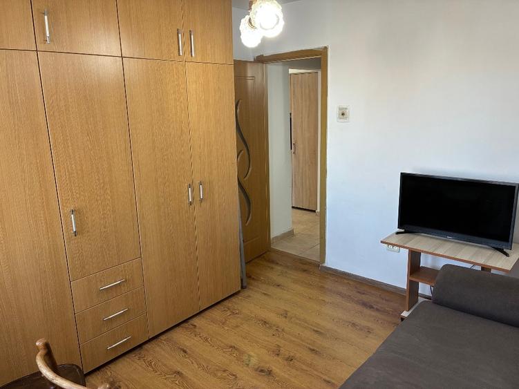 Apartament cu 2 camere decomandat în Rahova