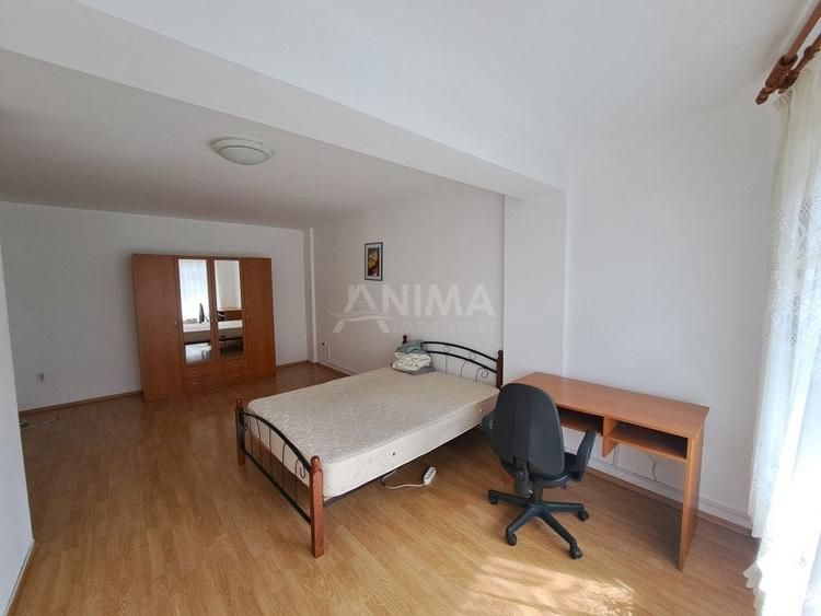 Apartament cu 2 camere decomandat, mobilat în Central