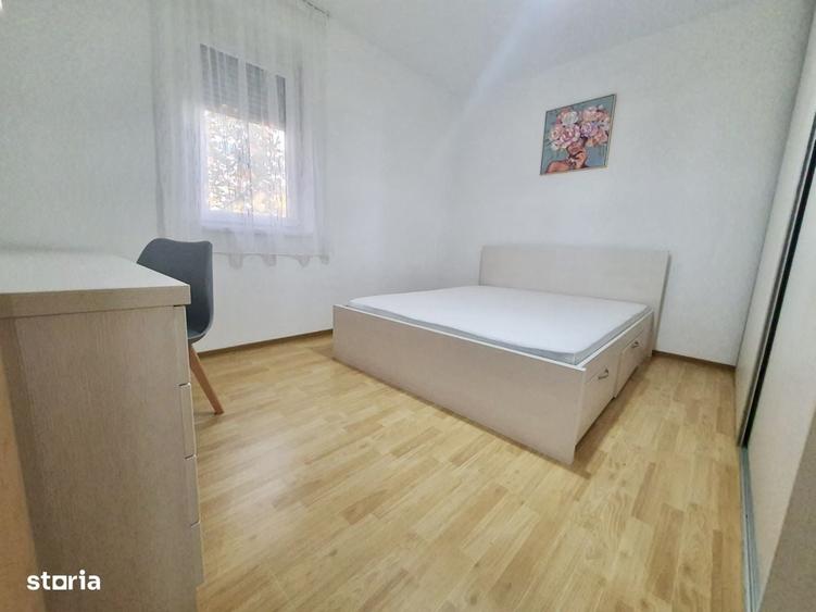 Apartament cu 3 camere semidecomandat în Lipovei