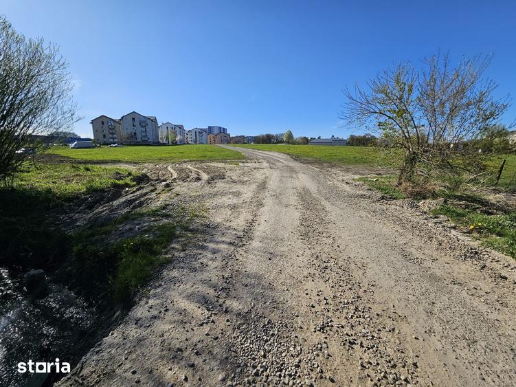 Teren de 1400 mp, în Central