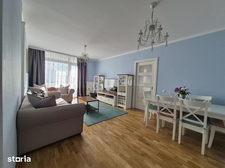 Apartament cu 4 camere decomandat în Central