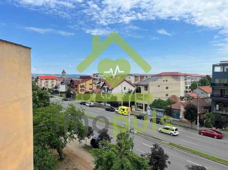 Apartament cu 2 camere decomandat în Central