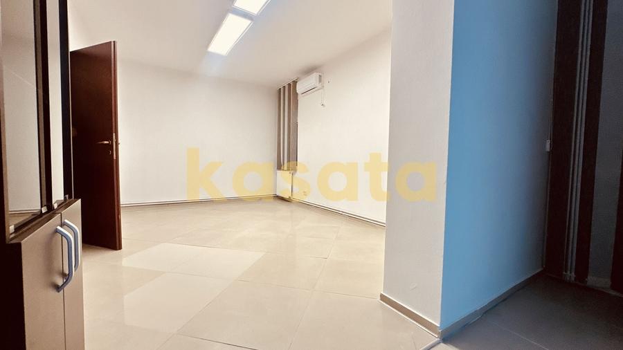 Apartament cu 3 camere decomandat în Herăstrău