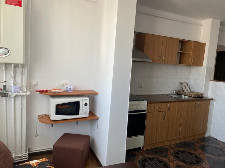Apartament cu 2 camere decomandat în Mărăști