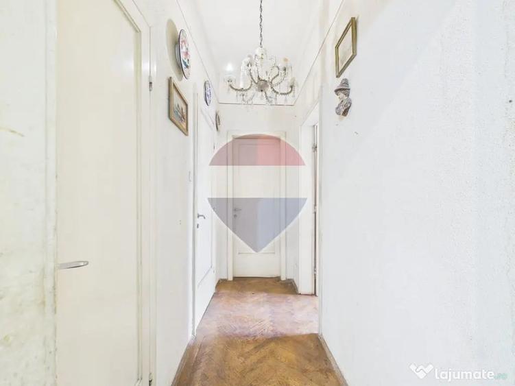 Apartament cu 4 camere semidecomandat în Ferdinand