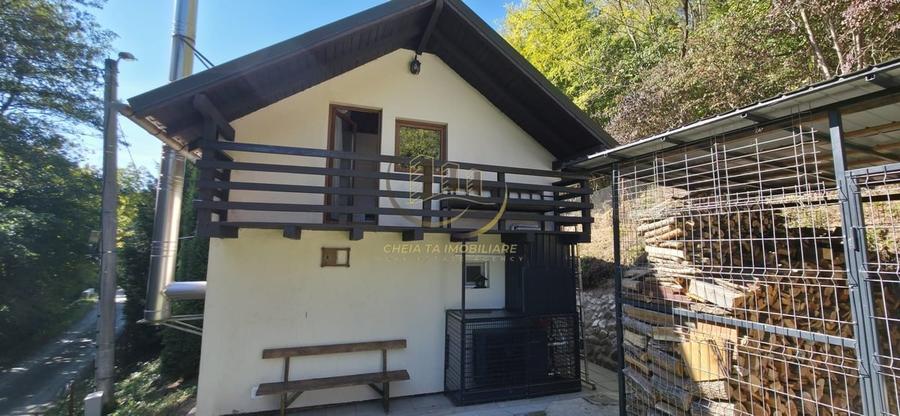 Casă cu Teren 800 Mp în Central