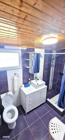 Casă cu 3 camere cu Teren 2100 Mp în Tuzla